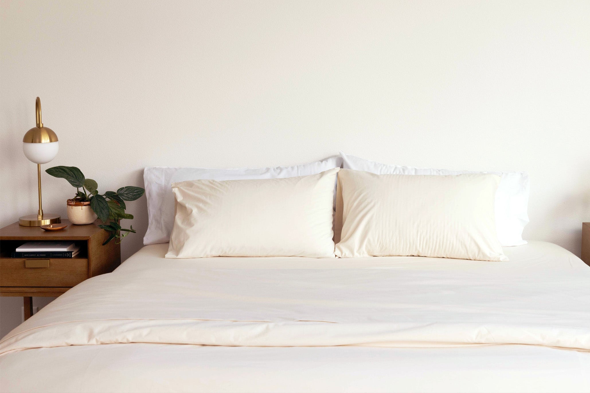 Bed made with Rustic Cotton Heritage American Sheets.