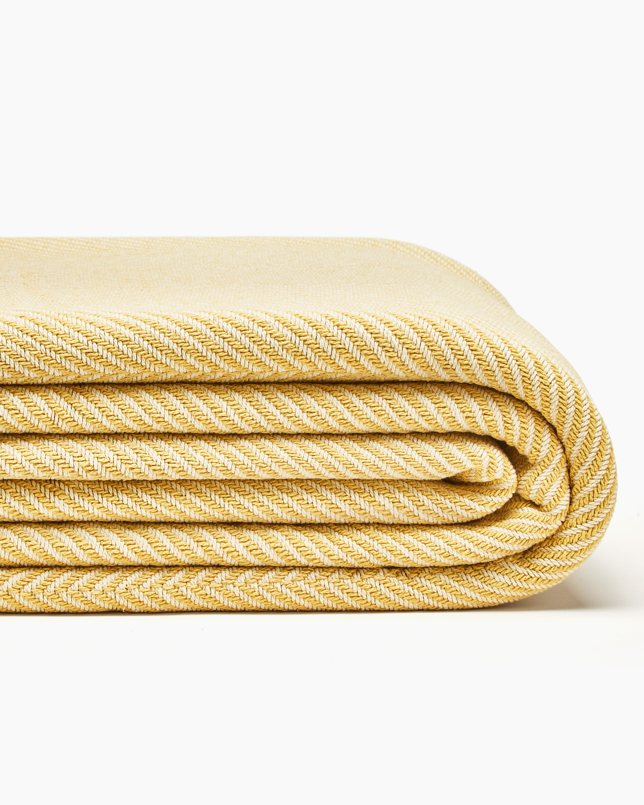 http://authenticity50.com/cdn/shop/files/made-in-the-usa-cotton-herringbone-blanket-yellow-best-blanket-2023-award-winner.png?v=1683924497&width=2048