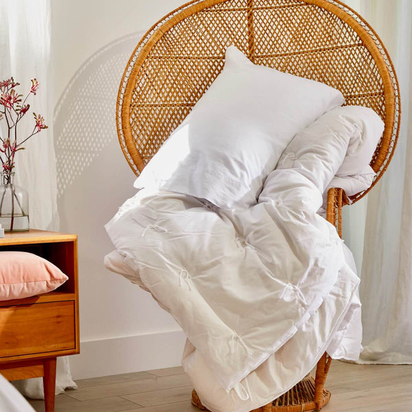 5 Reasons Why a Wool Comforter is Better Than Down